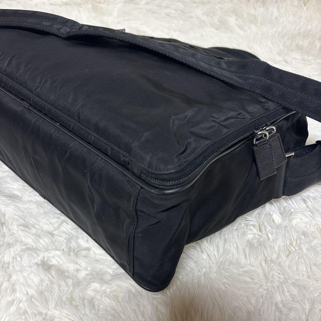 プラダ　PRADA ビジネスバッグ　2way ショルダーバッグ　トートバッグ