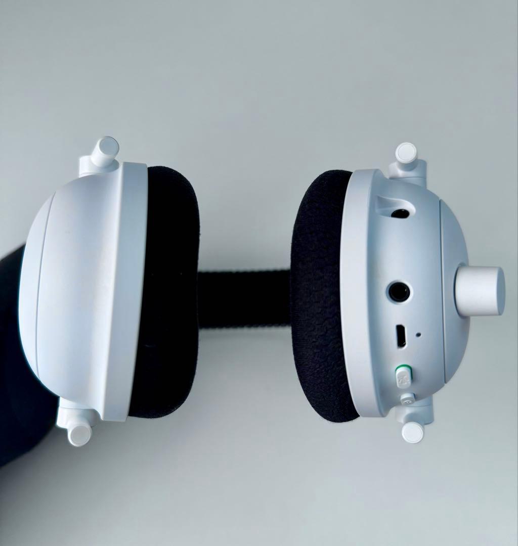 【即日出荷】Razer BLACKSHARK V2 PRO ホワイト