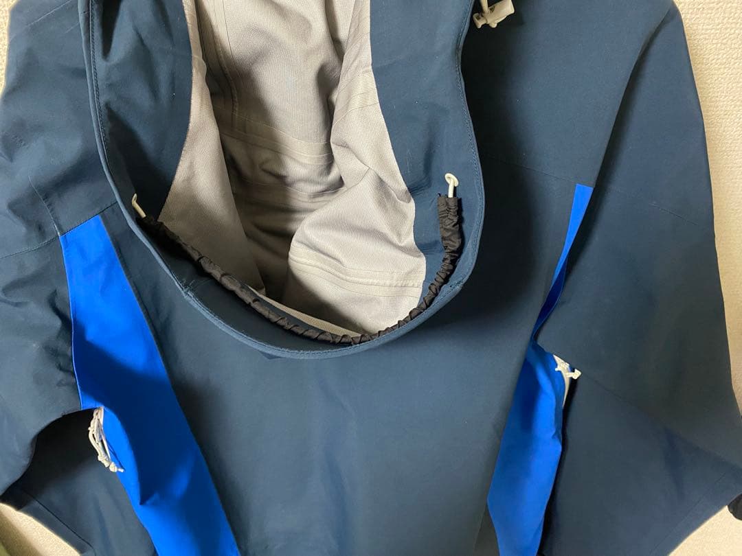 ミレー MILLETメイジュ 3LJKTORION BLUE 9346 Mサイズ