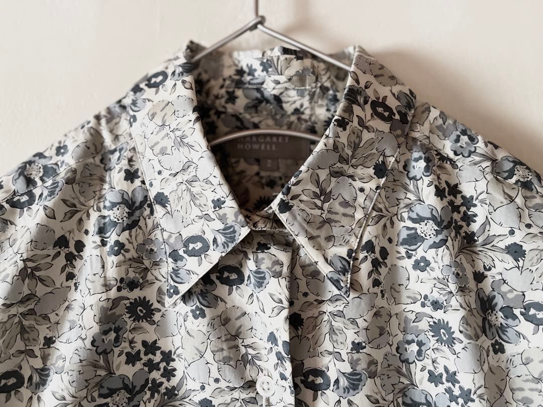 新品タグ付 マーガレットハウエル×リバティ レギュラーカラーシャツ