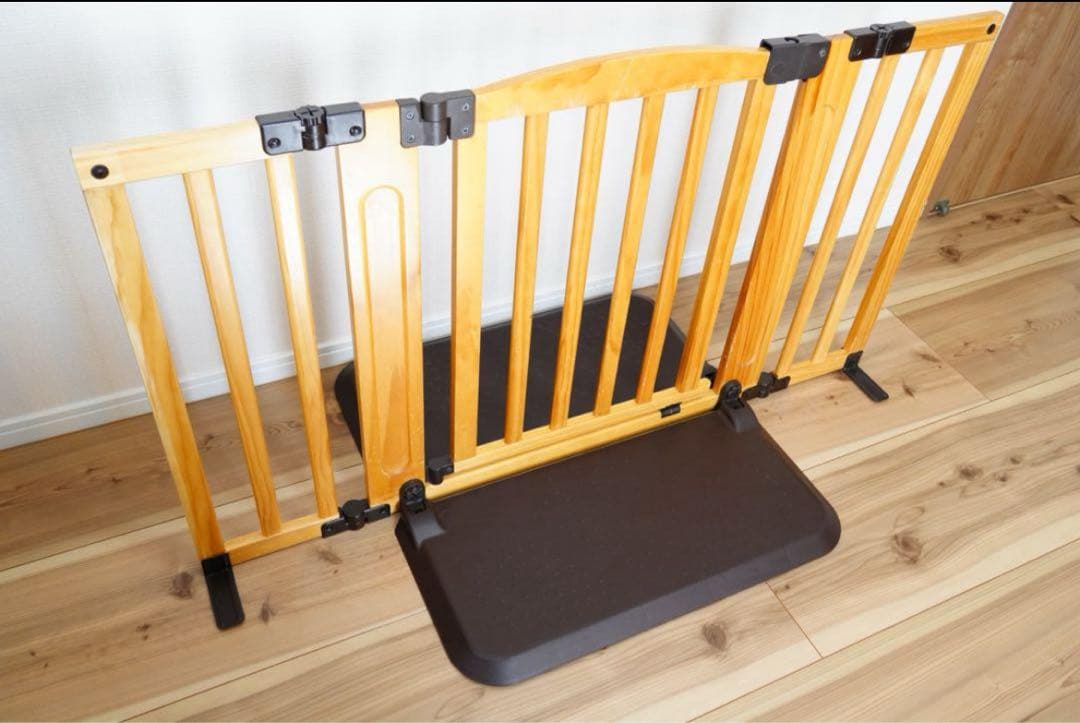 ⭕️日本育児ベビーゲート⭕️おくだけドアーズ Woody M【直接引取り歓迎】