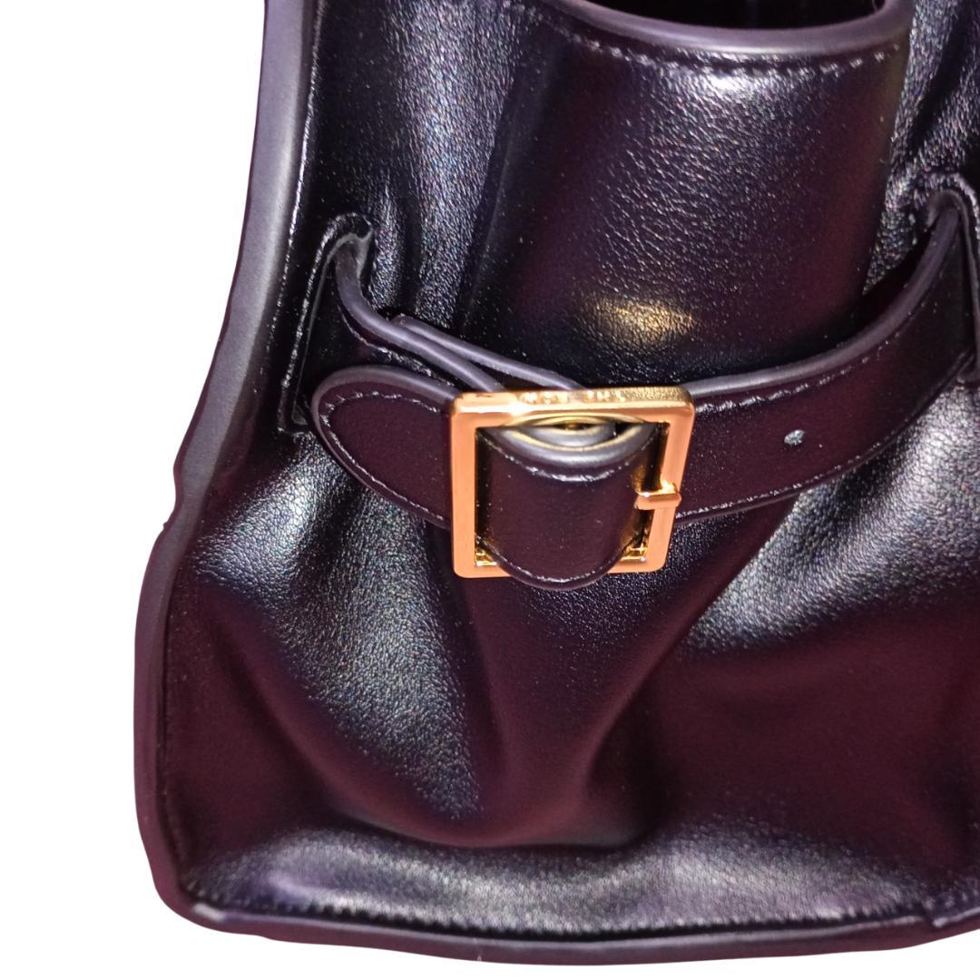 新品・未使用　The Row Margaux 10 マルゴー風バッグ