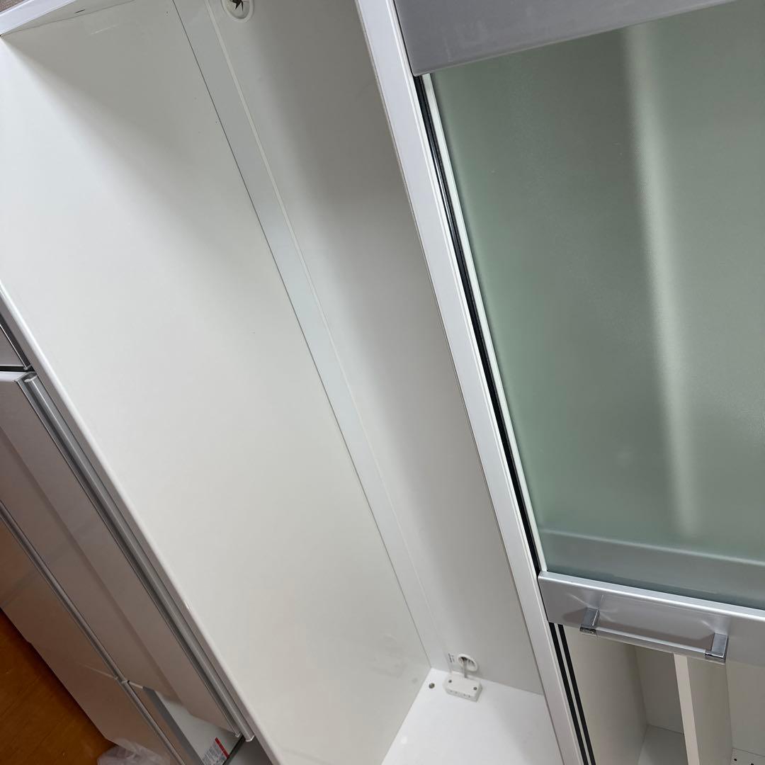 食器棚　160 泉洋化工　ホワイト　鏡面加工