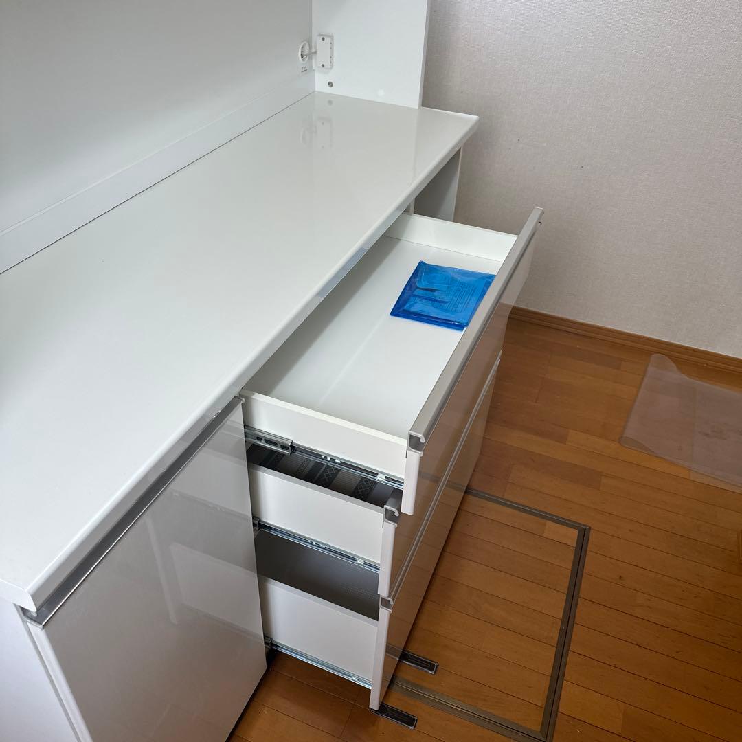 食器棚　160 泉洋化工　ホワイト　鏡面加工