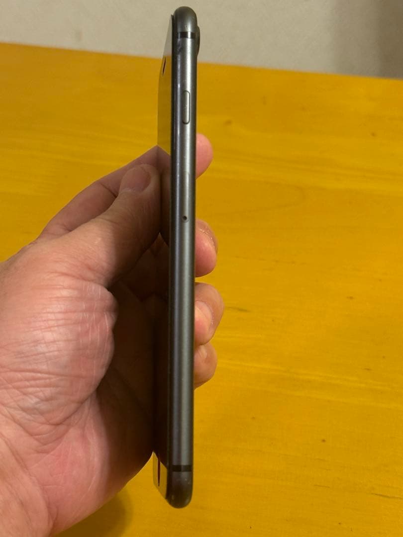 iPhone 8 Plus 256GB SIMフリー スペースグレー