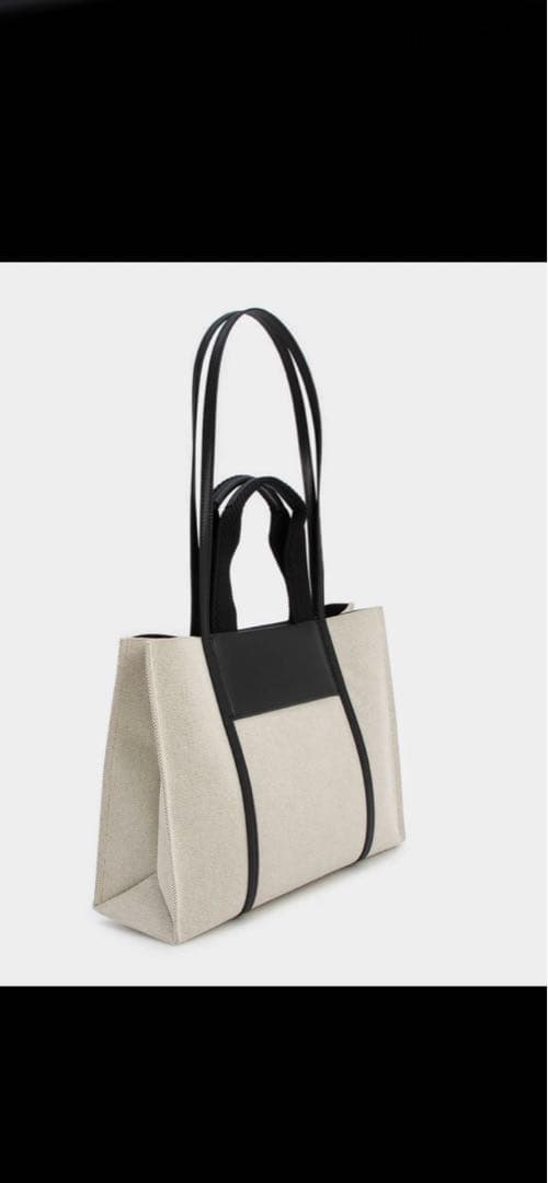 ✨値引き✨チャールズアンドキース シャリア ラージダブルハンドル　トートバッグ