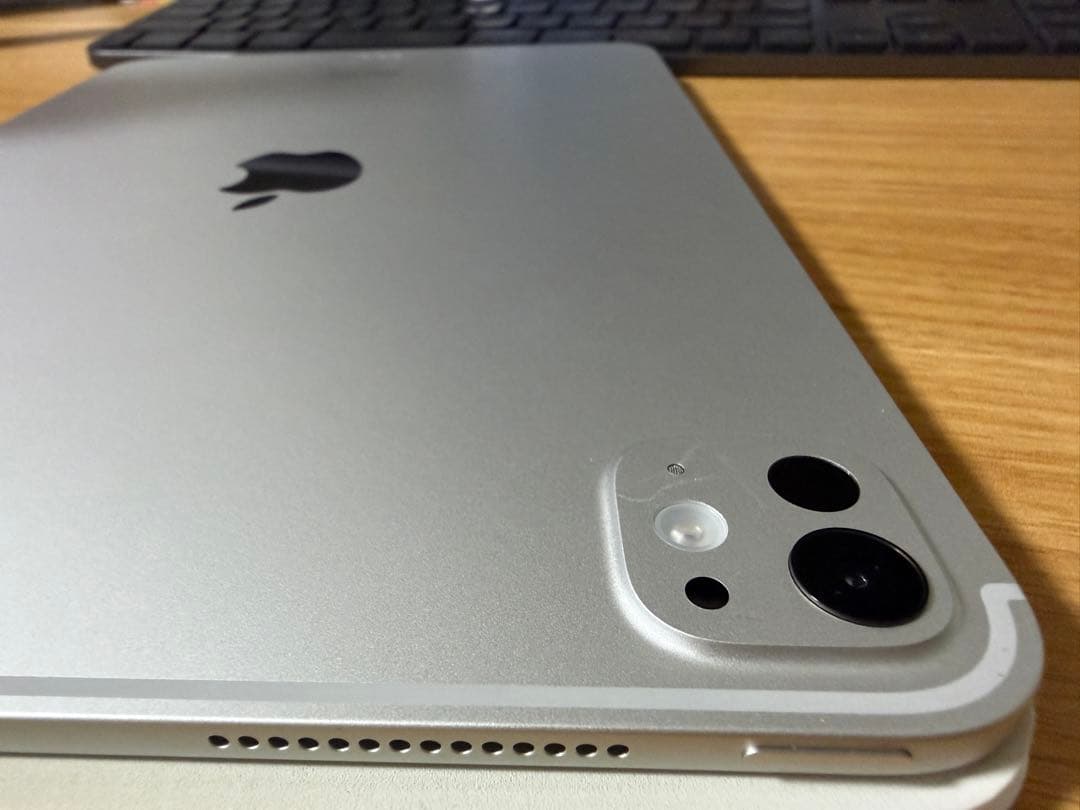 【美品】Apple iPad Pro M4シルバー256GB wifi