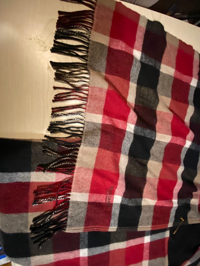 ブルーレーベルクレストブリッジ　ノバチェック柄　フード付大人可愛いあったか羽織り