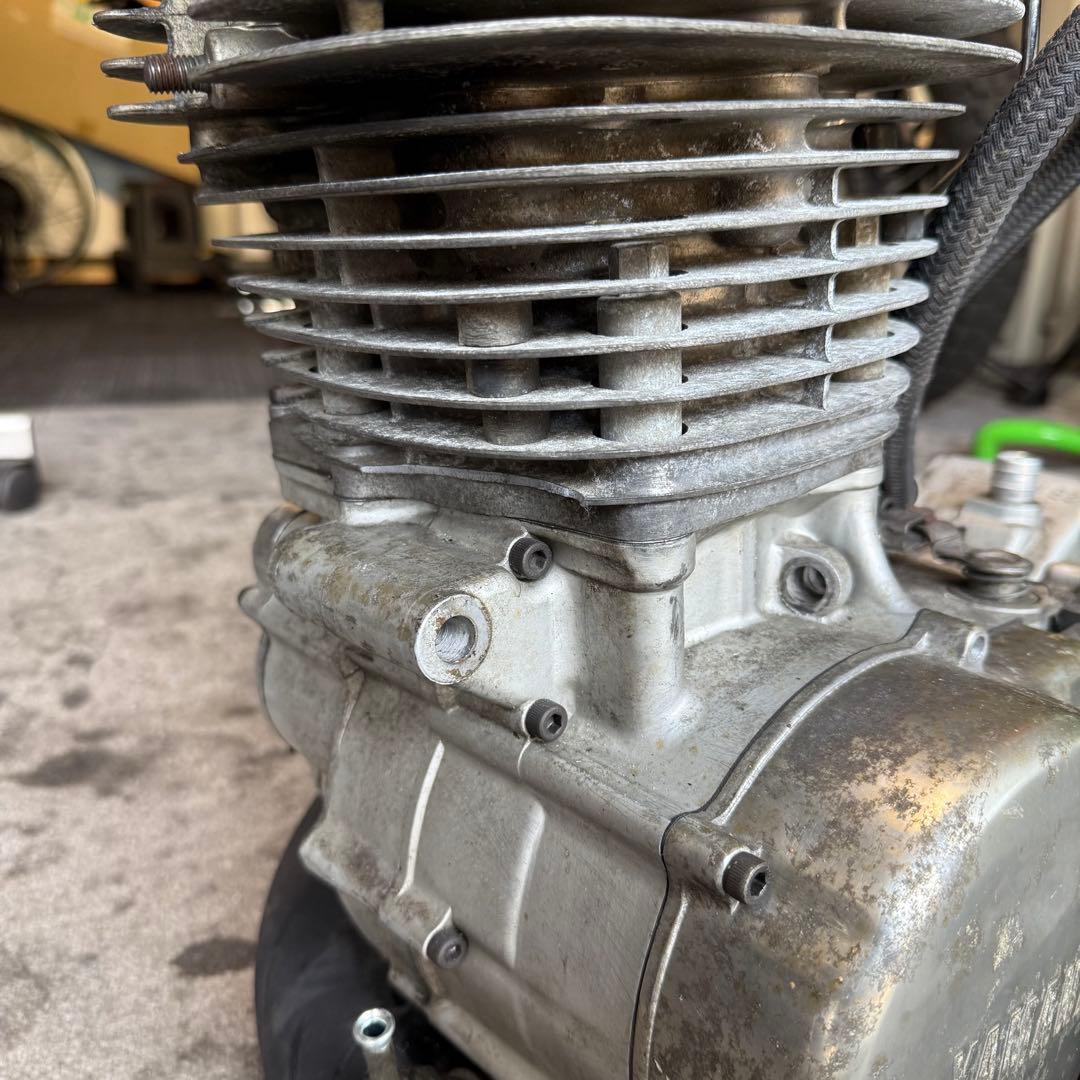 SR400 2H6 エンジン本体