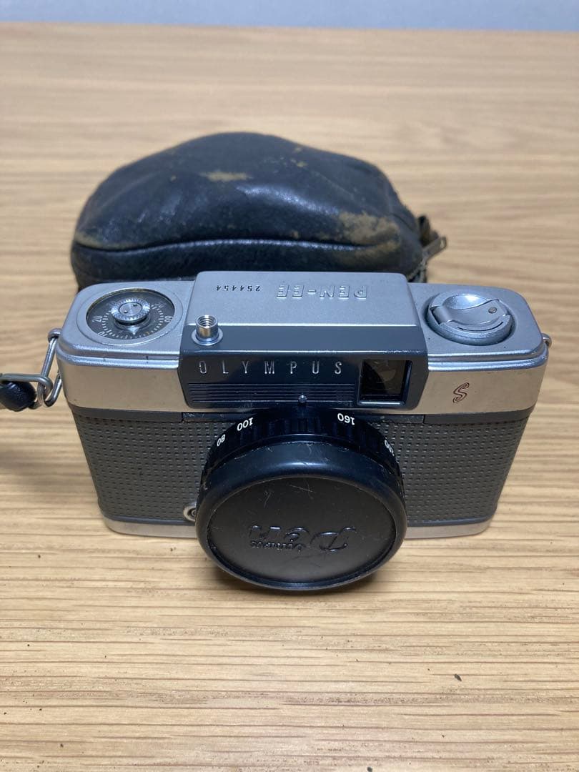 OLYMPUS PEN EE 歴史を感じるカバー付