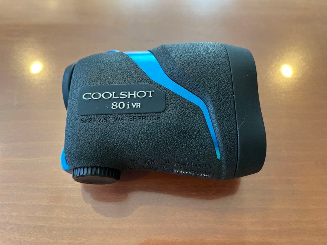 Nikon COOLSHOT 80i VR レーザー距離計、専用ケース付き。