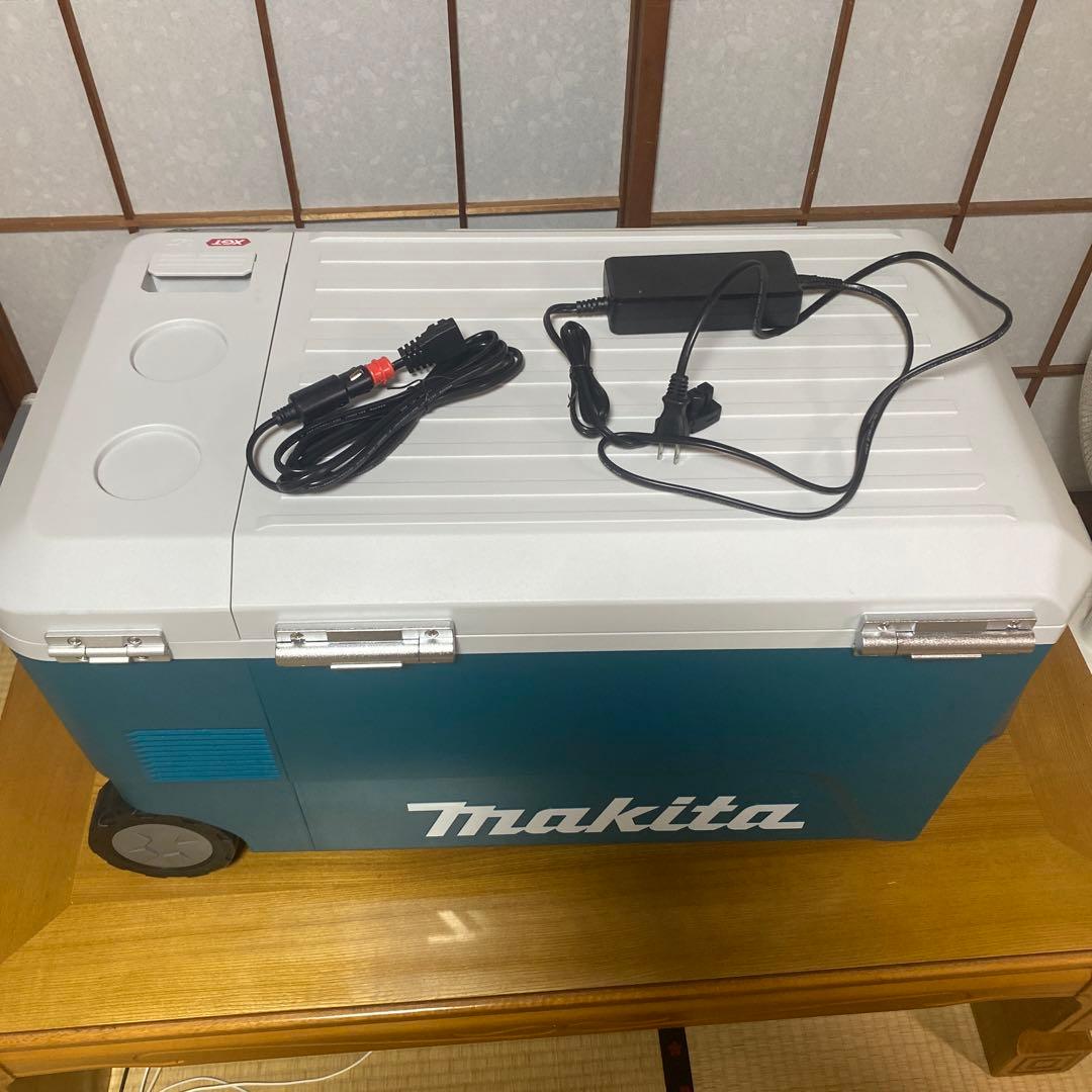 マキタ　充電式保冷温庫　CW002GZ 50L