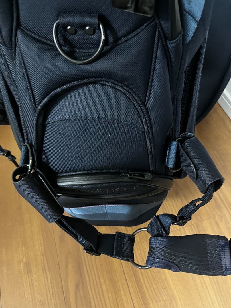 BRIEFING キャディバッグ・アイアンヘッドカバー