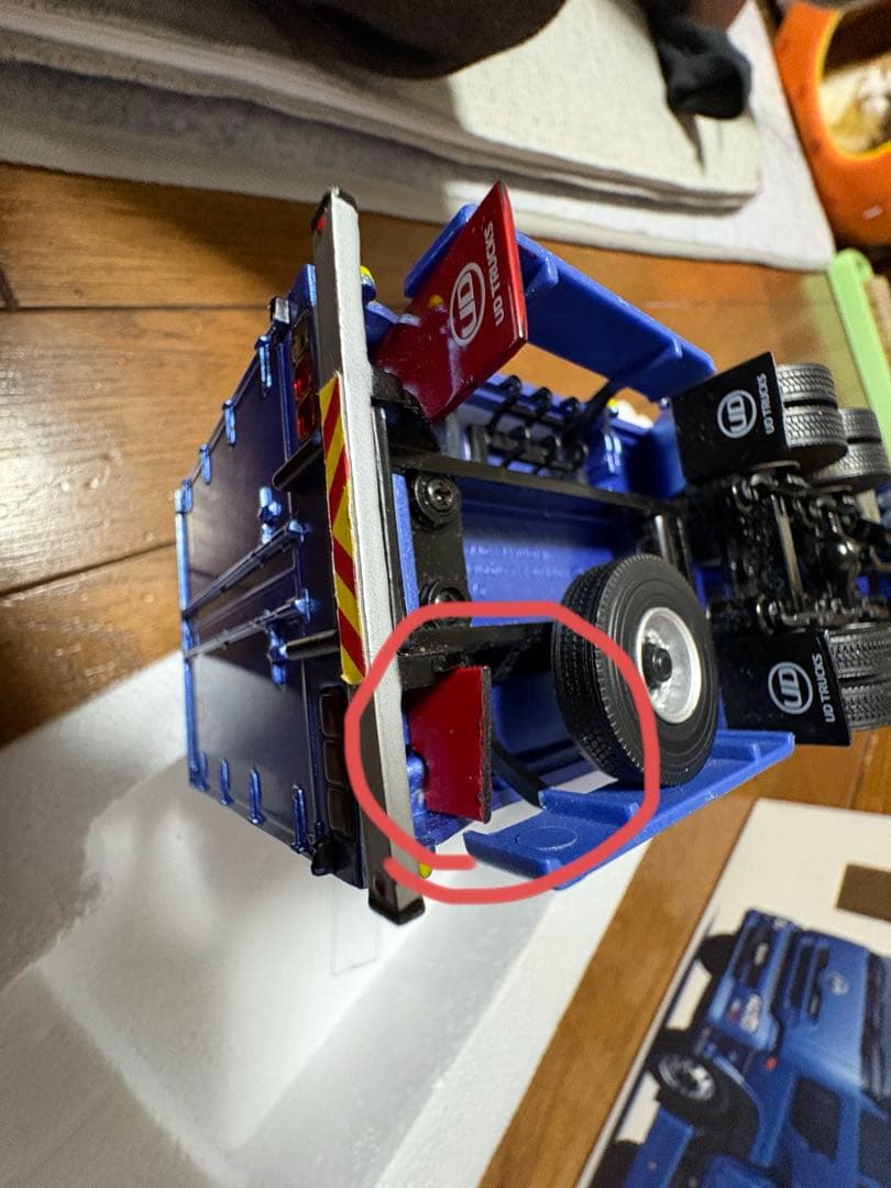 UD TRUCKS Quon 1／43モデル