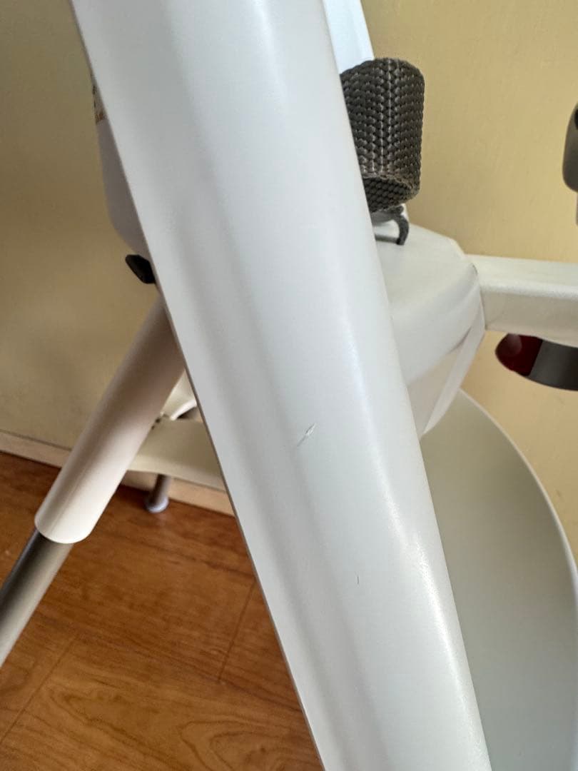 廃盤品　ベビービョルン ハイチェア (ハーネス付) ホワイト/グレー 希少色