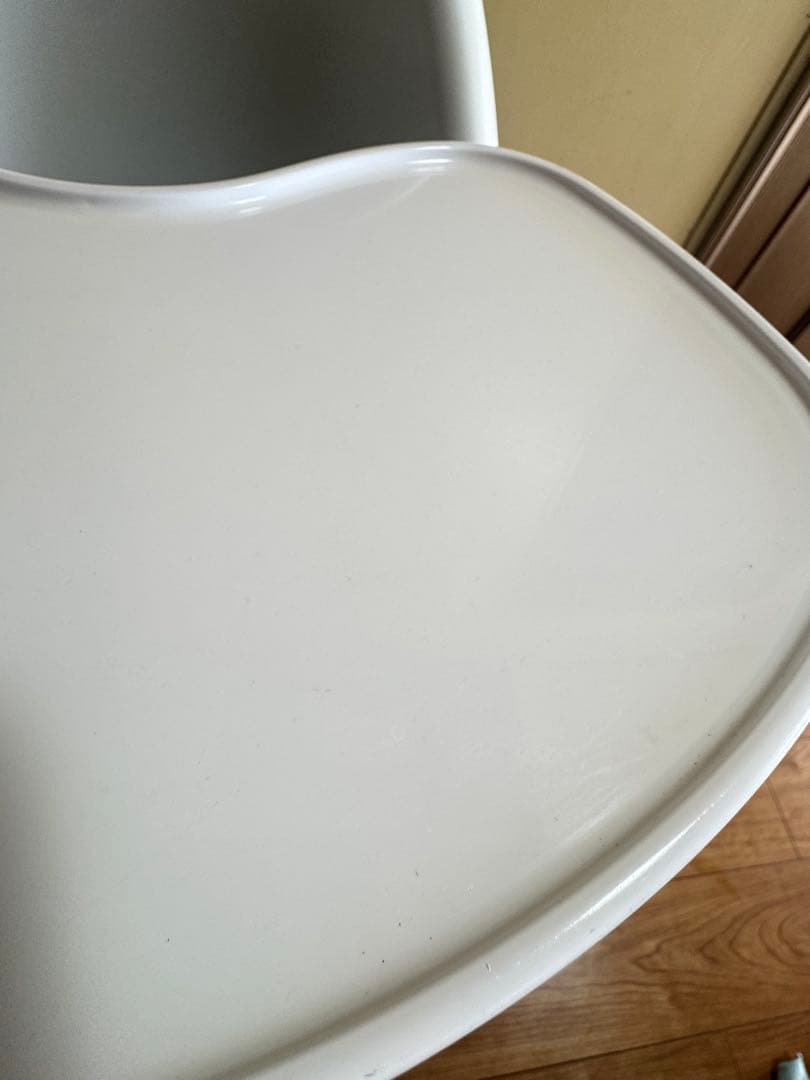 廃盤品　ベビービョルン ハイチェア (ハーネス付) ホワイト/グレー 希少色