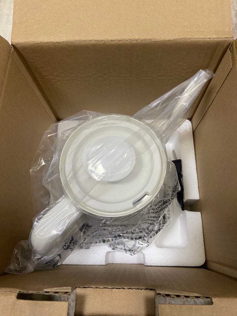 BALMUDA 電気ケトル　KPTO1 JP 0.6L ホワイト★新品未使用‼️