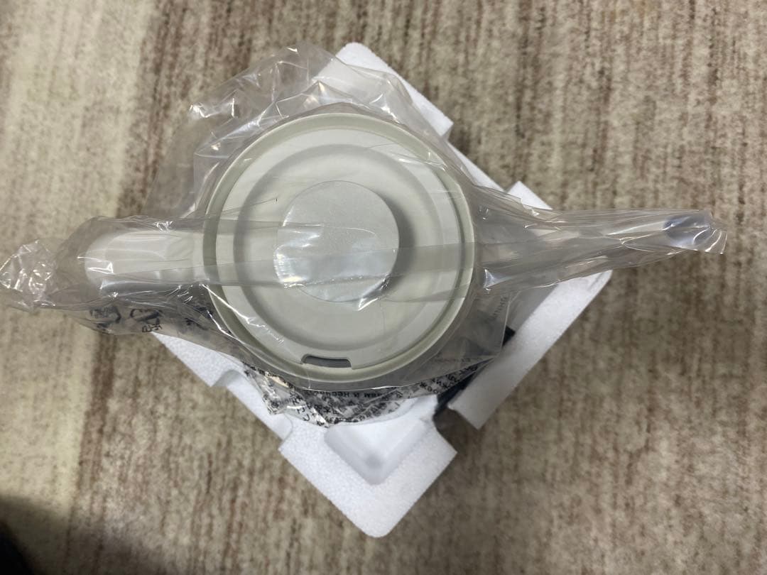 BALMUDA 電気ケトル　KPTO1 JP 0.6L ホワイト★新品未使用‼️