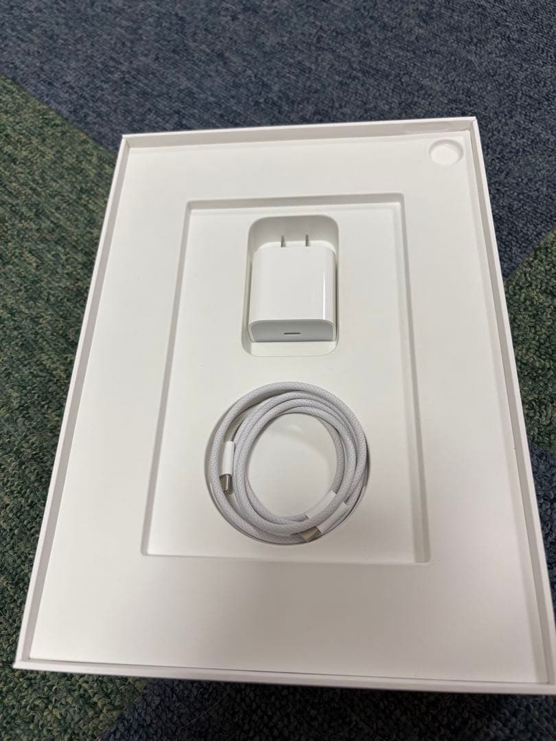 超美品 iPad Air (第6世代) 128GB Wi-Fi スペースグレイ