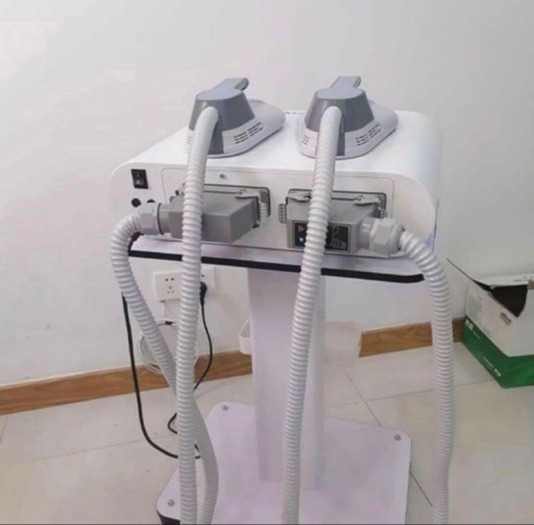 ⭐︎最新モデル⭐︎日本語説明書付/2ハンドル電磁パルス＋坐骨パッド/電磁パルス痩身