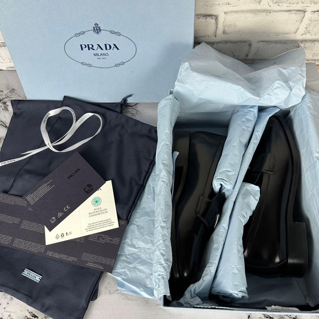 ほぼ未使用✨プラダ ブラッシュドレザー 三角ロゴ ローファー 付属品完備