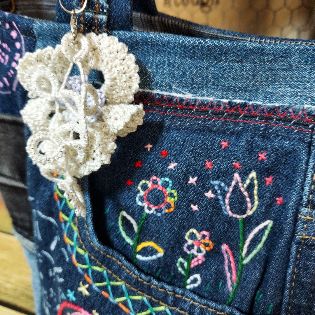 刺繍デニムバック　No.659　デニムリメイク　刺繍バック　サイドポケット