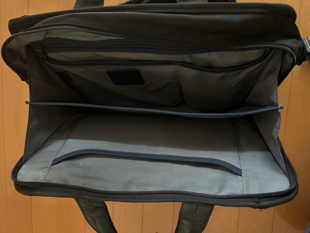 TUMI ビジネスバッグ ブラック