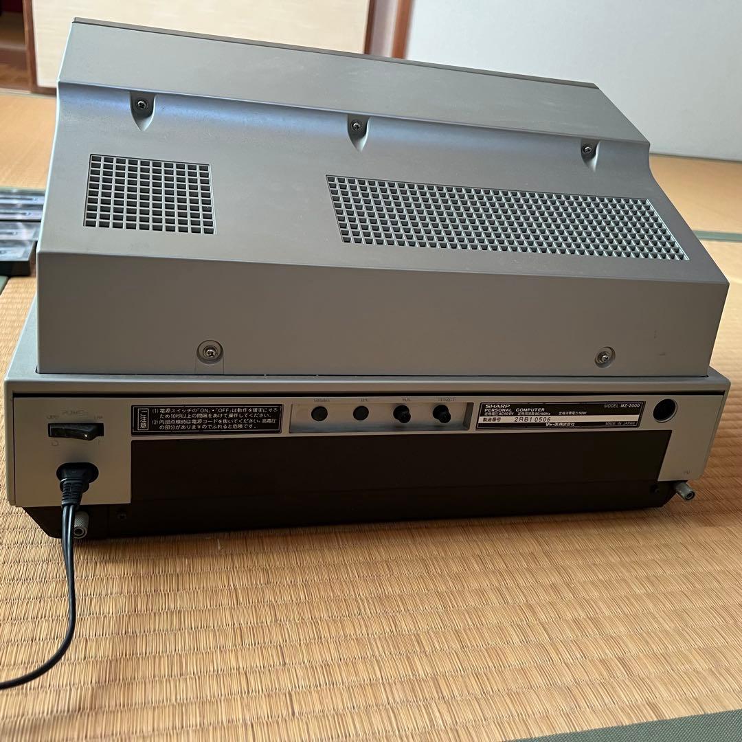 SHARP MZ-2000 パーソナルコンピュータ ジャンク