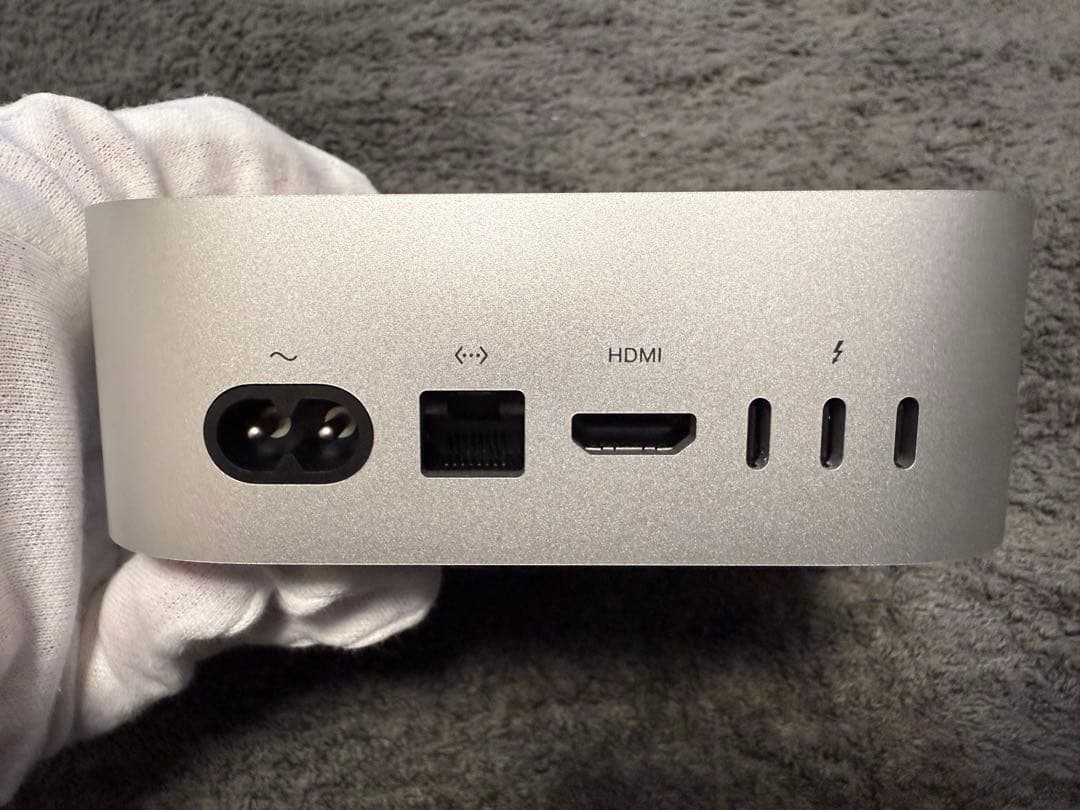 Mac mini M4 Pro 48GBメモリ / 1TB SSD