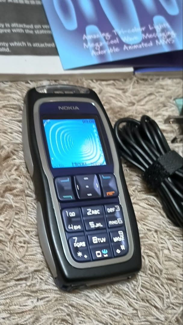 大変珍しい商品です！ Nokia 3220 SIMフリー