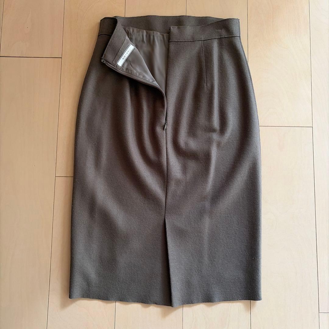 ベイジ BEIGE ジャケットスカートセットアップ