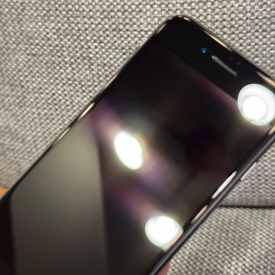 iPhoneSE 第二世代 64GB ブラック　SIMフリー　82%