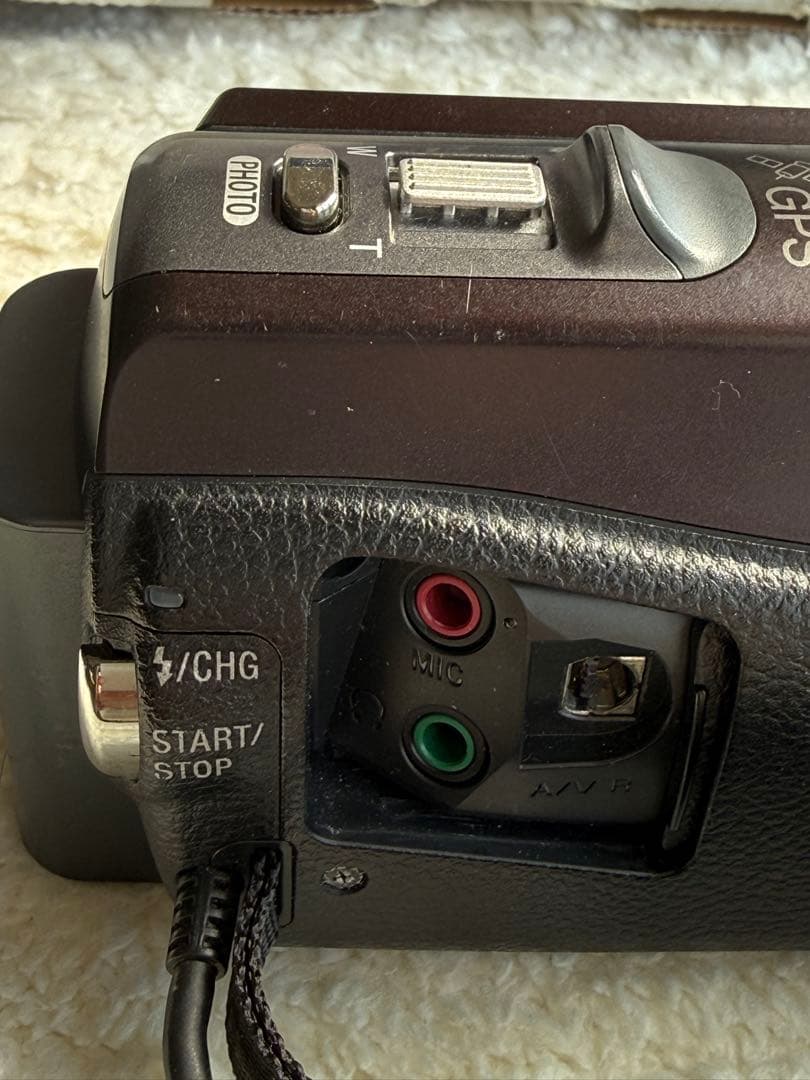 SONY HDR-CX560V 本体他 ハンディカム12. 3メガピクセル