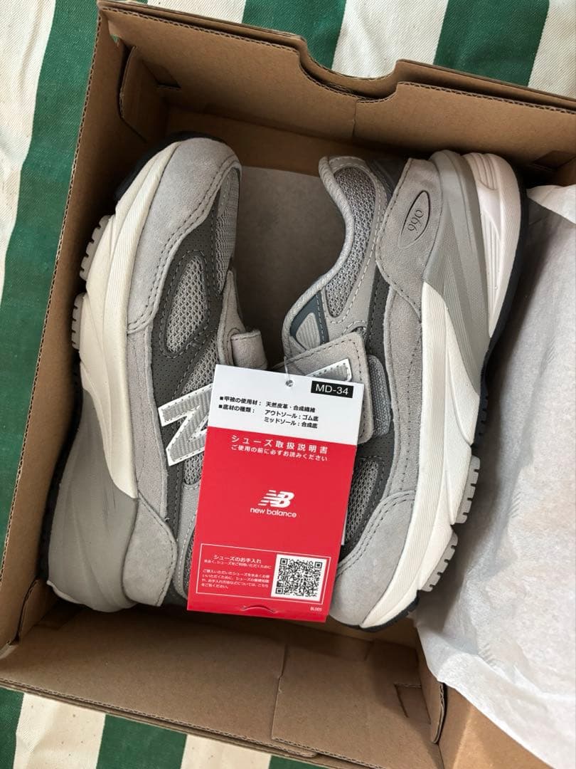 【週末限定お値下げ中】New Balance 990 v6 グレー 18cm