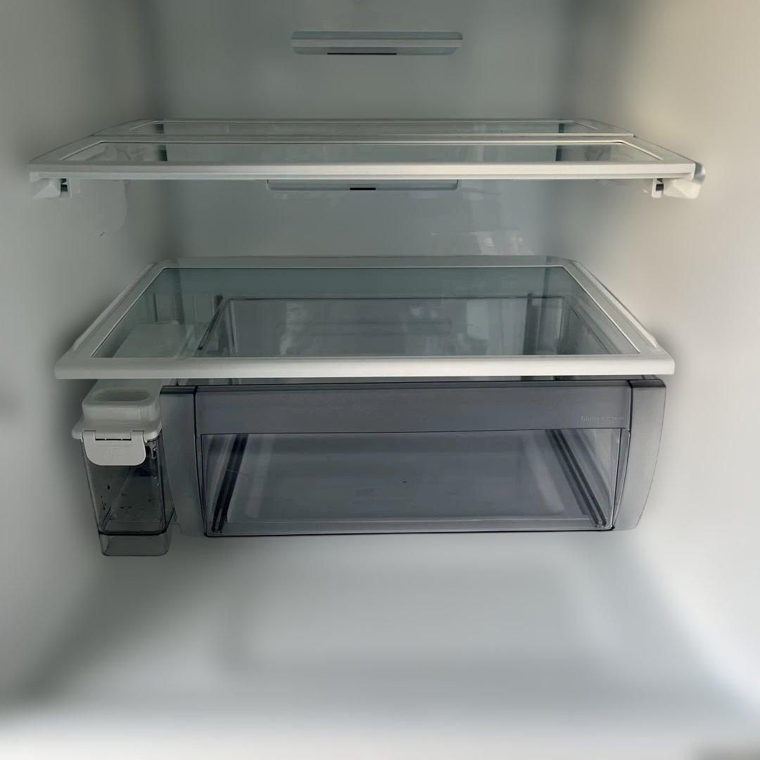 東芝　最新モデル冷蔵庫　411L