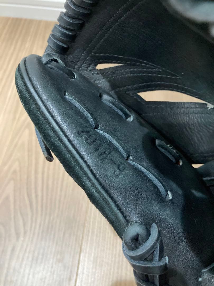 今井達也　実使用グローブ