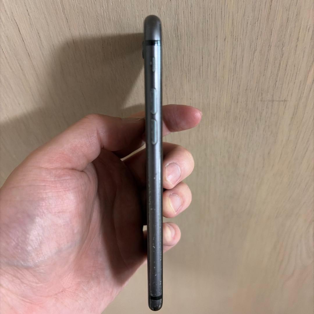 スマートフォン本体 Apple iPhone 8 64GB