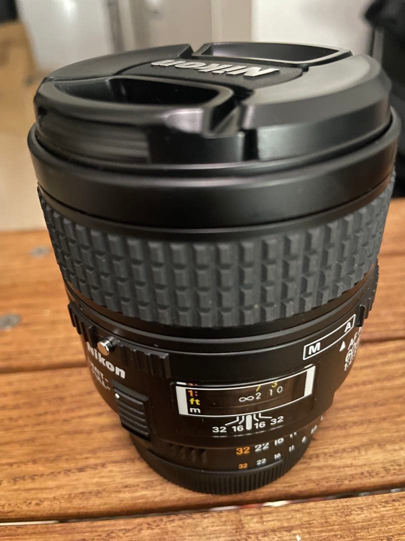 ニコンNikon 60mm 1:2.8D AF Micro Nikkor