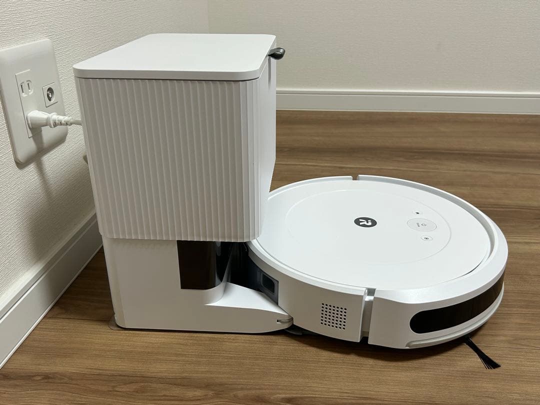 【紙パック5枚付】ルンバ コンボ 2 Essential ホワイト