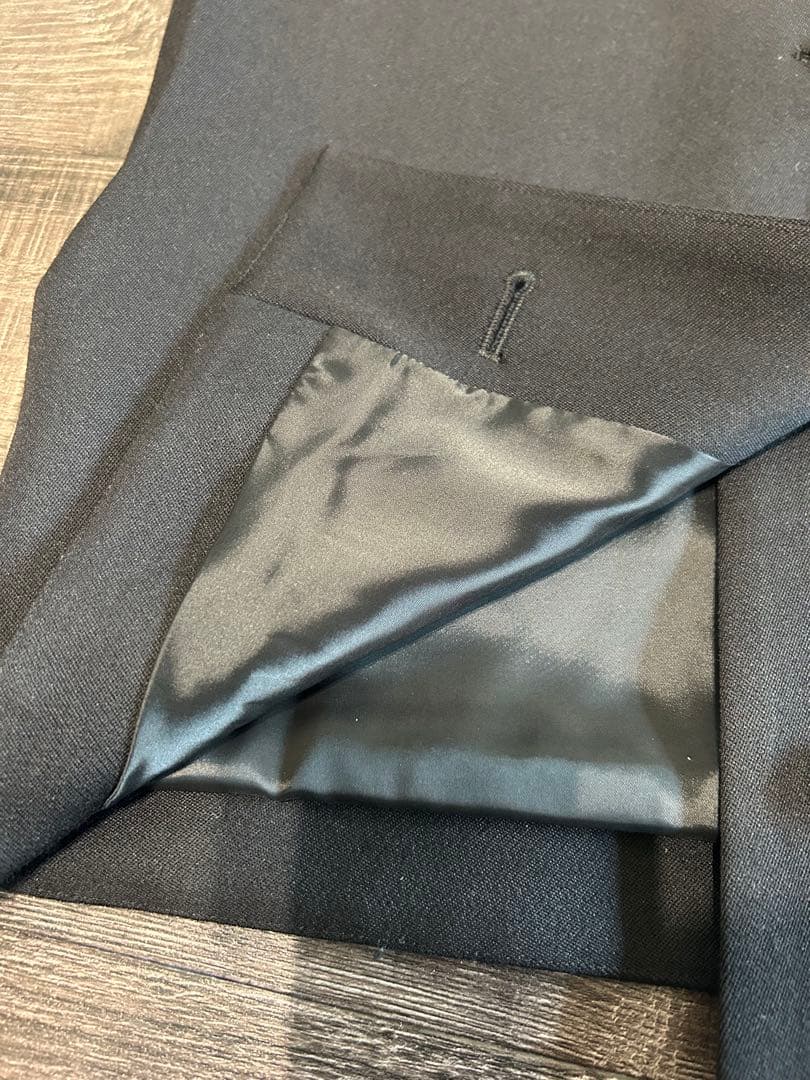 ロエフ LOEFF ボタン付きベスト ブラック 0