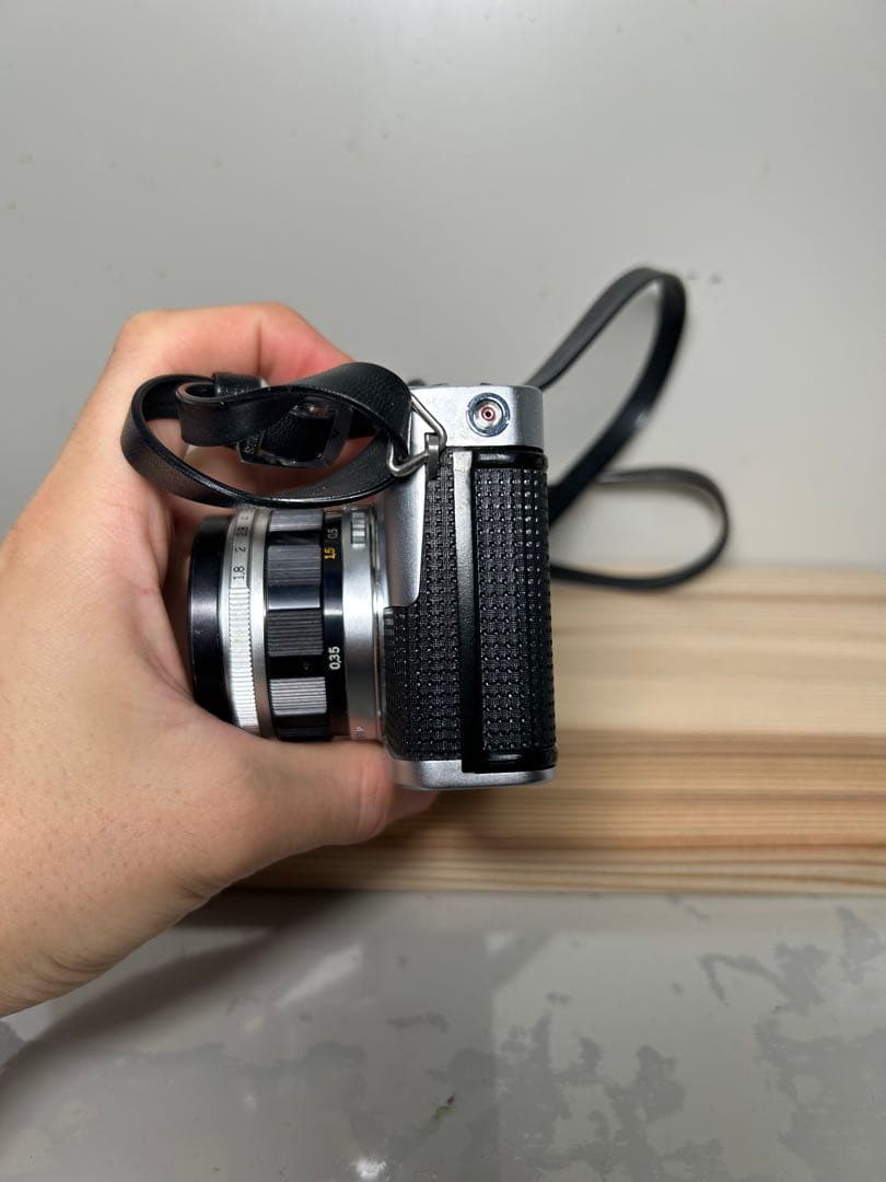 Olympus PEN F ハーフフィルムカメラ【難あり】