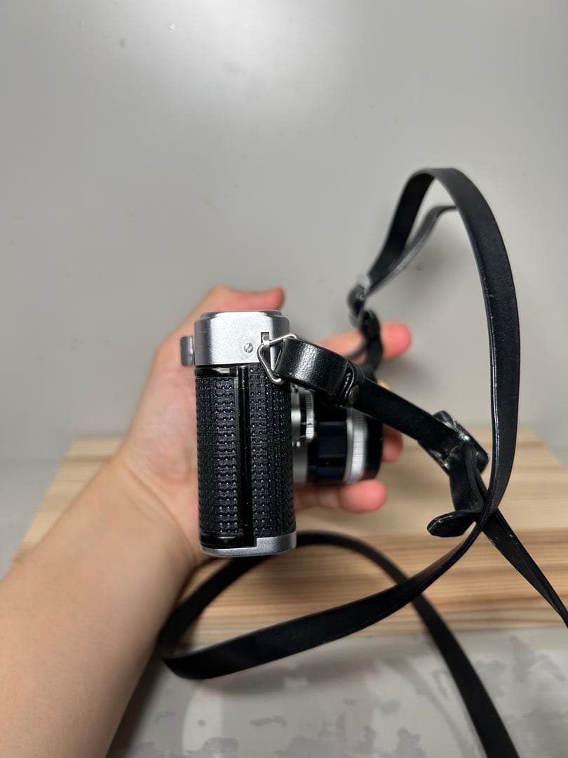 Olympus PEN F ハーフフィルムカメラ【難あり】