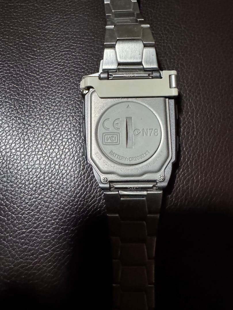 [レア・美品] カシオ WQV-1 リストカメラ