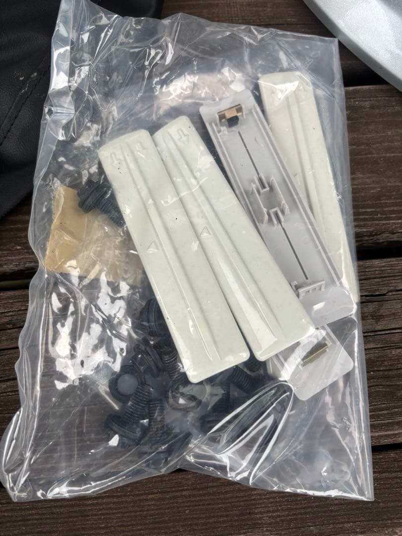 k*u様 【未使用】FJクルーザー　リアタイヤ　純正カバー