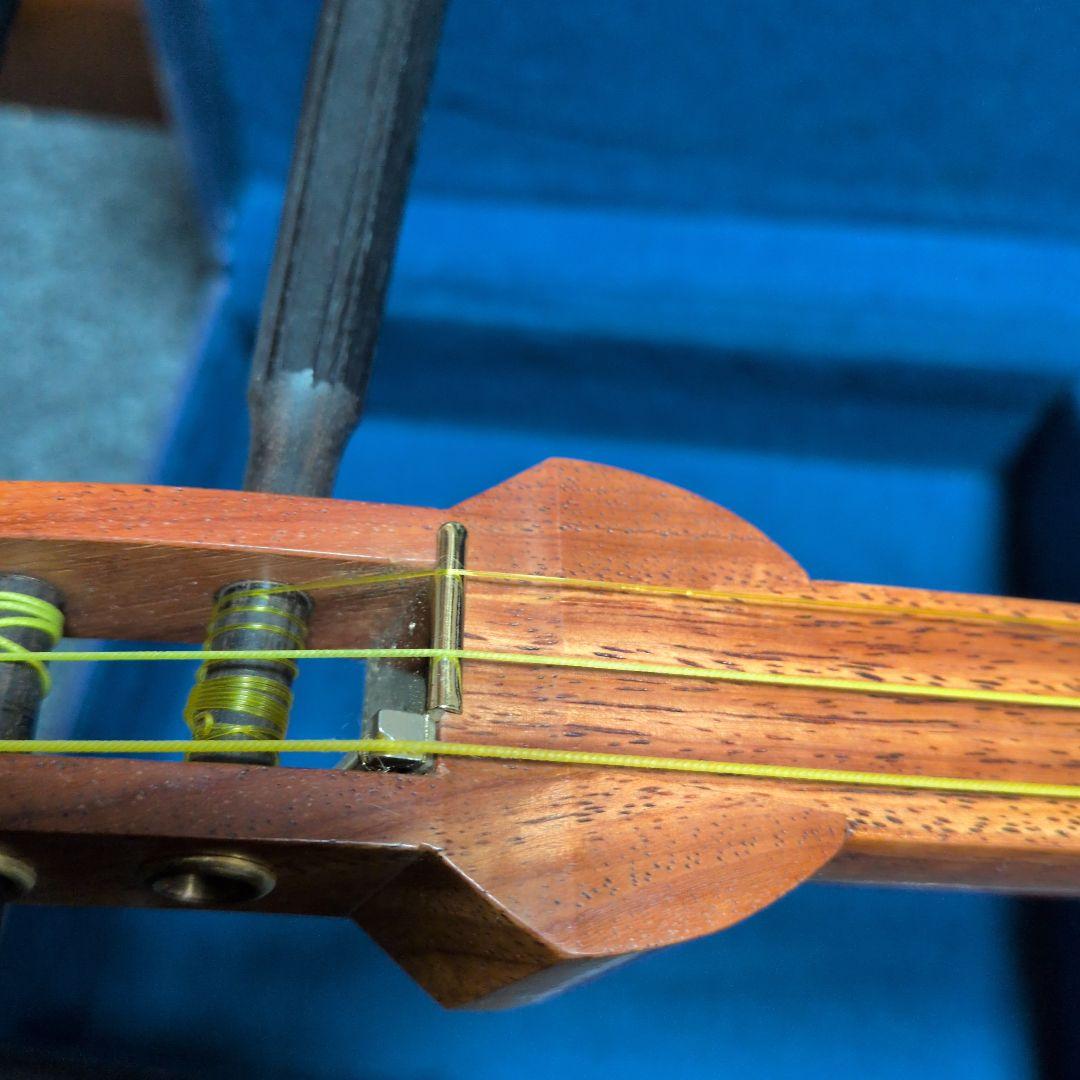 三味線　細棹東さわりつき　(ひよんまぁまぁお金かかってます仕様)