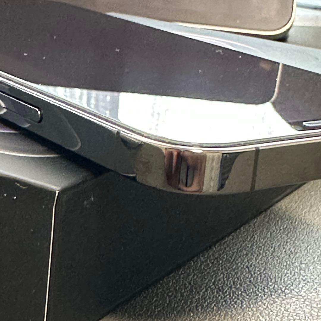 美品 Apple iPhone 12 Pro 256GB RIMOWAケース