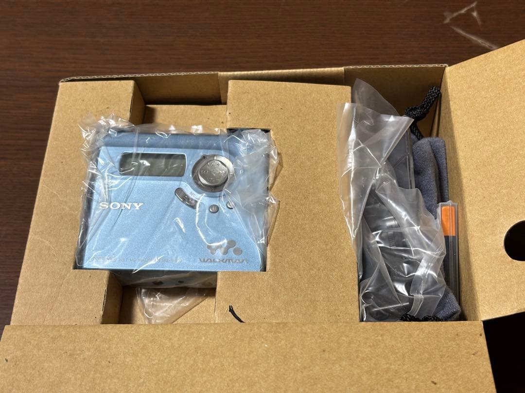 SONY MDウォークマン MZ-N920 動作確認済み 電池端子、リモコン難有