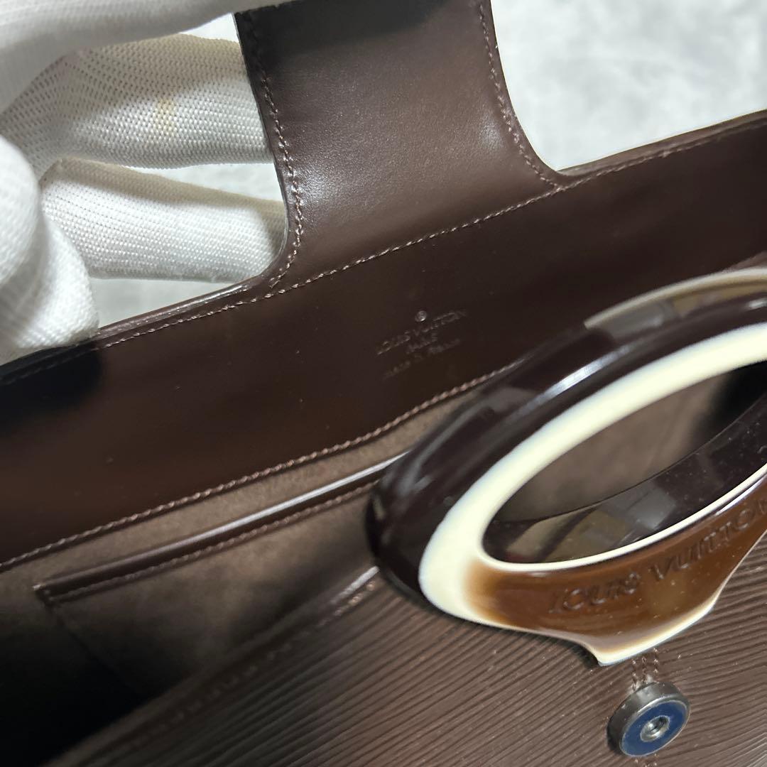 ルイヴィトン　エピ レヴリ モカ ブラウン ワンショルダーバッグ M5216D