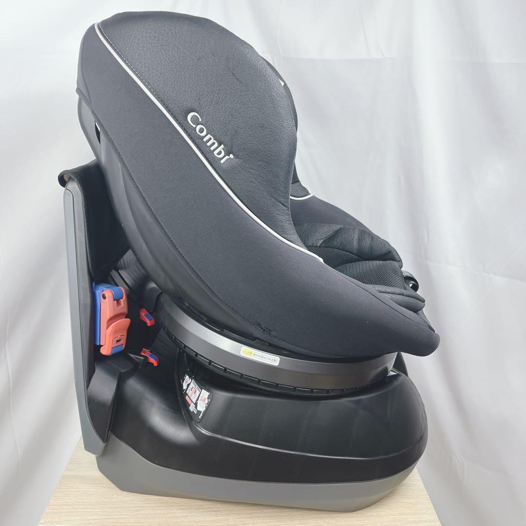 【美品】コンビ 新生児対応 チャイルドシート クルムーヴ エッグショックＳ