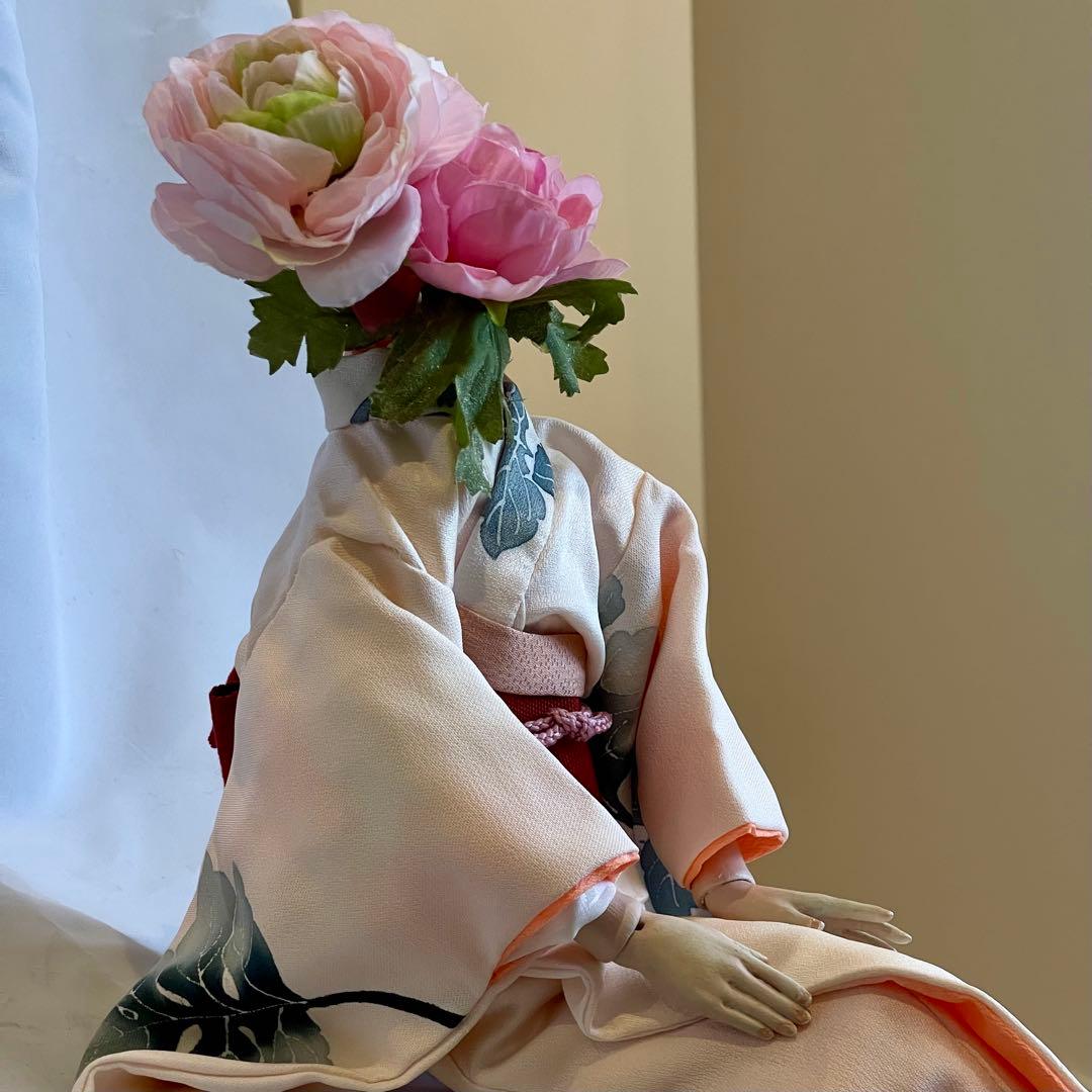 ナ*ー様 創作球体関節人形・花貌の娘
